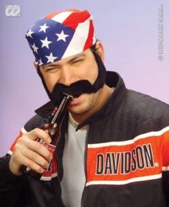 Bakkebaarden Met Snor