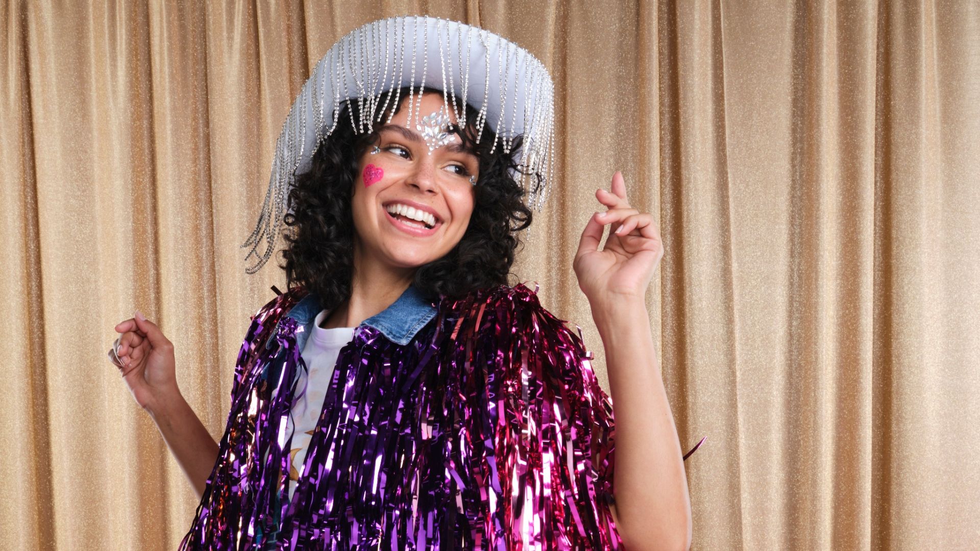 Pruikentopper Exporteren Winkel -Pruikentopper Exporteren Winkel get concert ready with these costume accessories 1